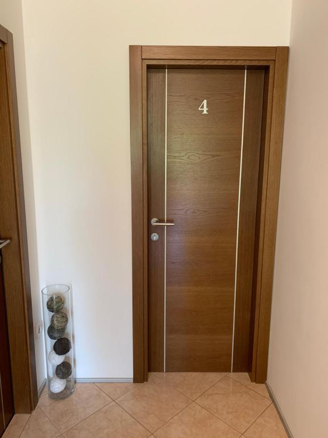 Apartment Close To Krk Town Centre Екстериор снимка