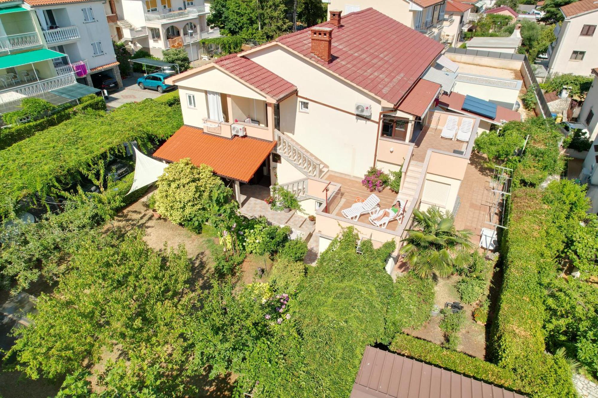 Apartment Close To Krk Town Centre Екстериор снимка